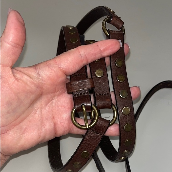 Banana Republic vintage Brown Studded Leather Belt size medium/ preowned - Picture 2 of 8